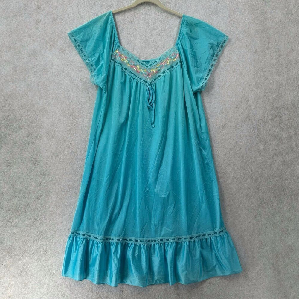 Vintage‎ T Alexander Nylon Nightgown 26W Short Sleeve Sweetheart Emboidered Blue